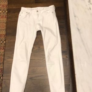 White Vineyard vines skinny jeans